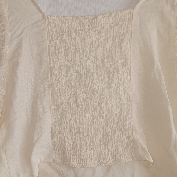 lace blouses, white, size M, long sleeves, WILD FABLE brand - Picture 3 of 7